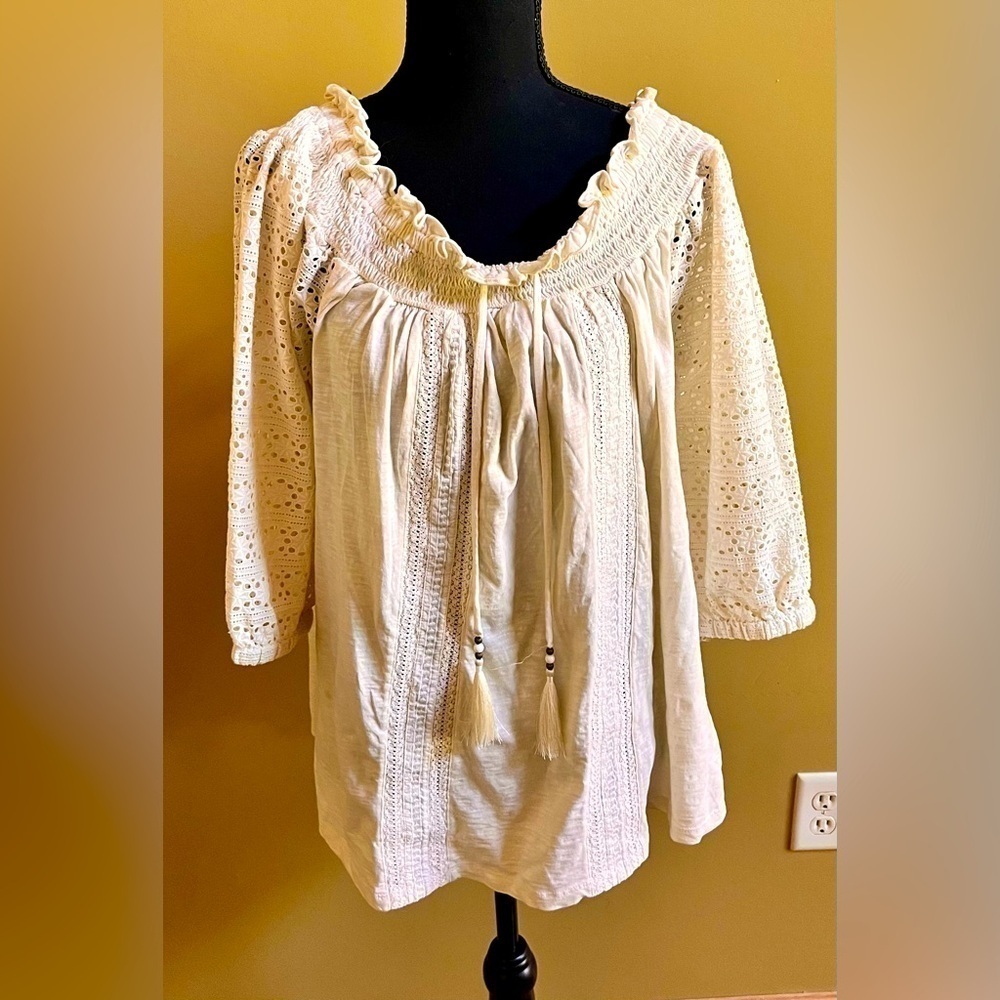 Lauren by Ralph Lauren SZ L Boho Blouse Minimalist Battenburg Lace Tassel Trim